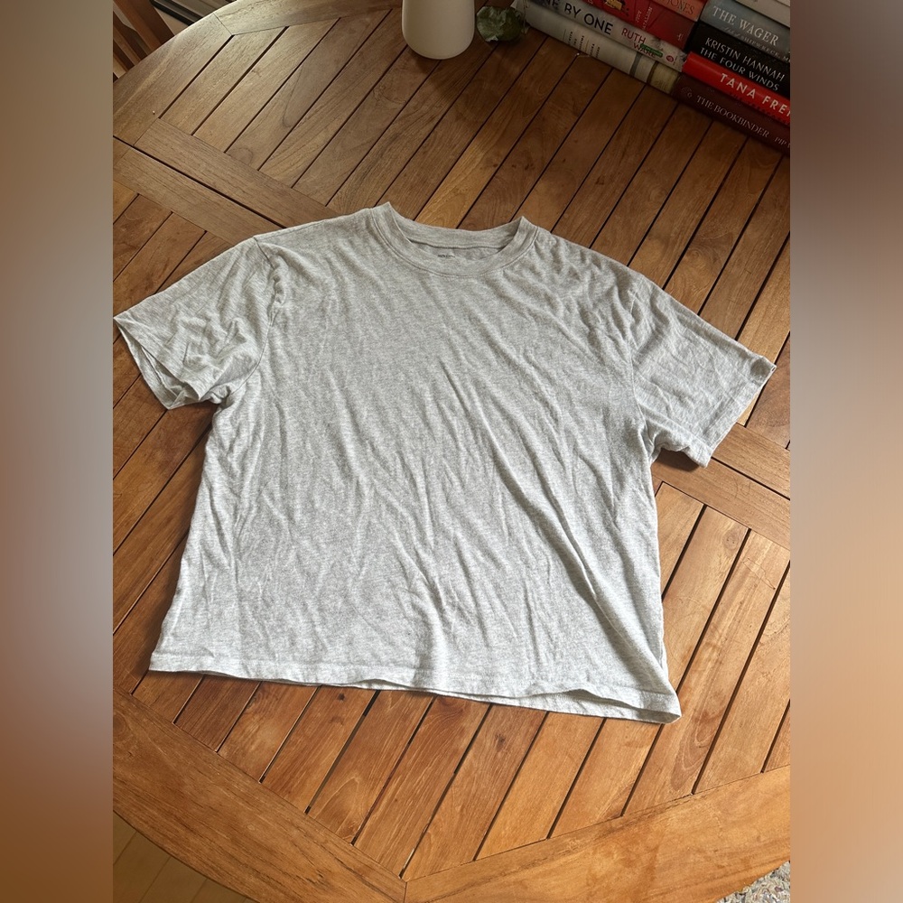 Abercrombie & Fitch Essential Cotton Tee